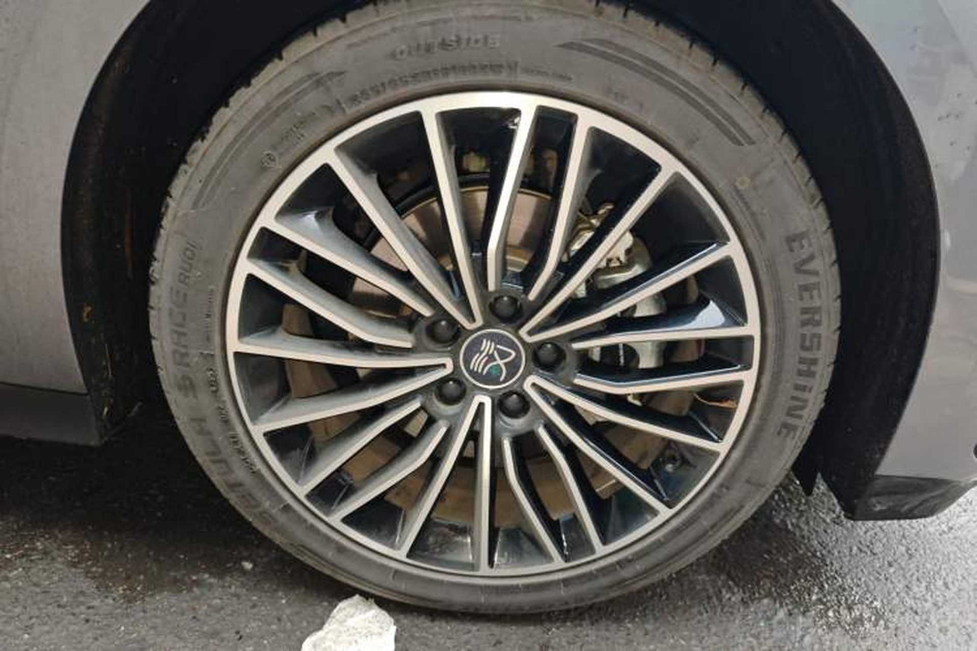 Used BYD Han 2024 EV Glory Edition 506KM Front-Wheel-Drive Premium Model Exterior 7