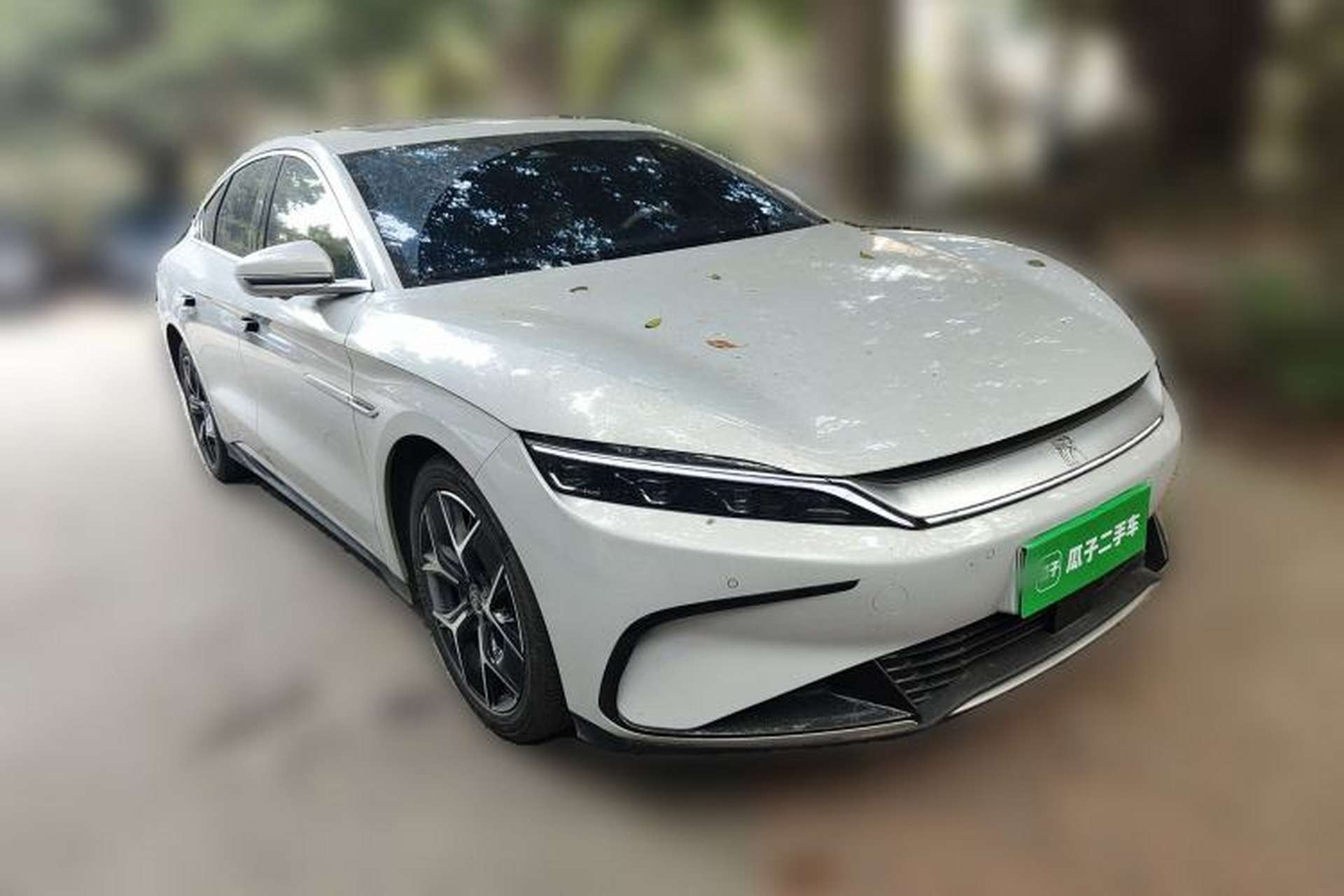 Used BYD Han 2024 EV Glory Edition 605KM Front-Wheel-Drive Premium Model Front Right 45 Deg