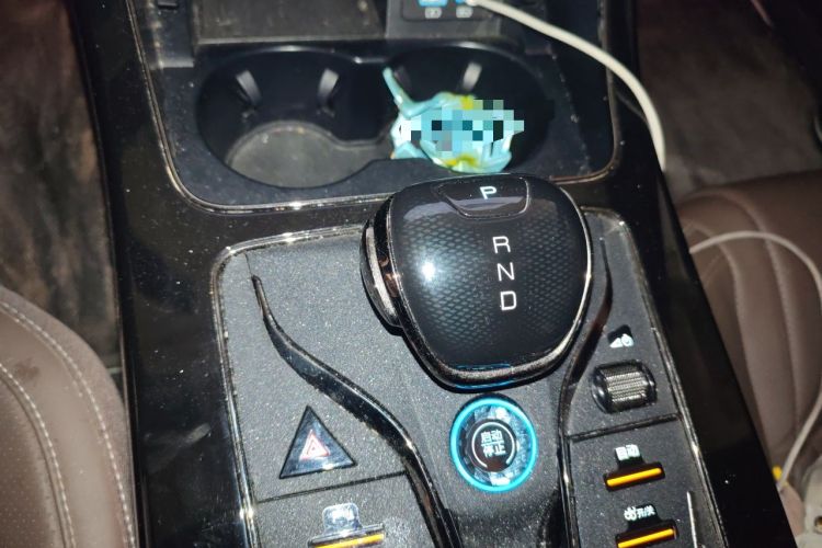 Used BYD Han 2024 EV Glory Edition 605KM Front-Wheel-Drive Premium Model Gear Lever