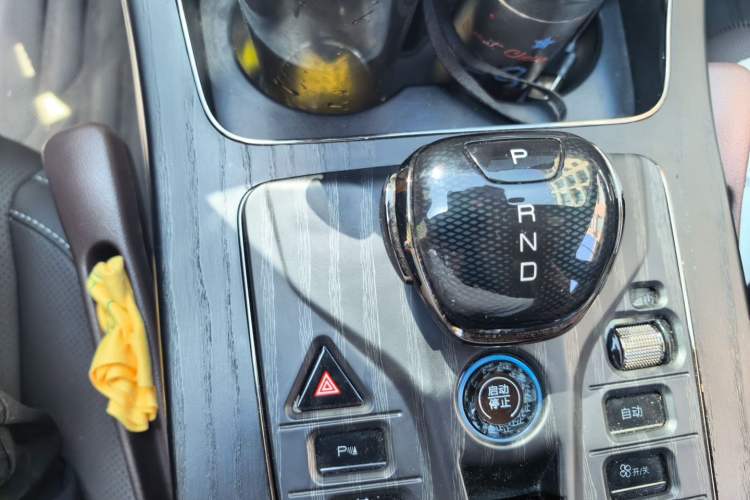 Used BYD Han 2024 DM-i Glory Edition 121KM Premium Model Gear Lever
