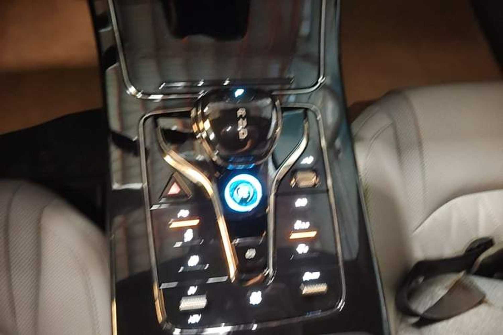 Used BYD Han 2024 DM-i Glory Edition 121KM Prestige Model Gear Lever