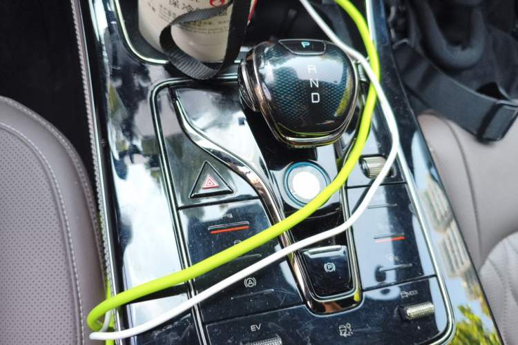Used BYD Han 2024 DM-i Glory Edition 121KM Elite Model Gear Lever