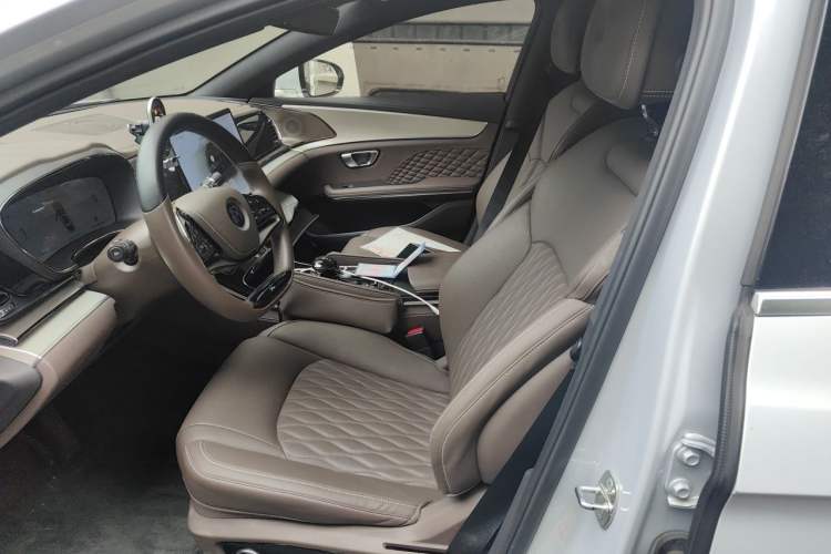 Used BYD Han 2024 DM-i Glory Edition 121KM Prestige Model Left Front Seat