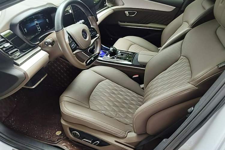 Used BYD Han 2024 EV Glory Edition 506KM Front-Wheel-Drive Premium Model Left Front Seat