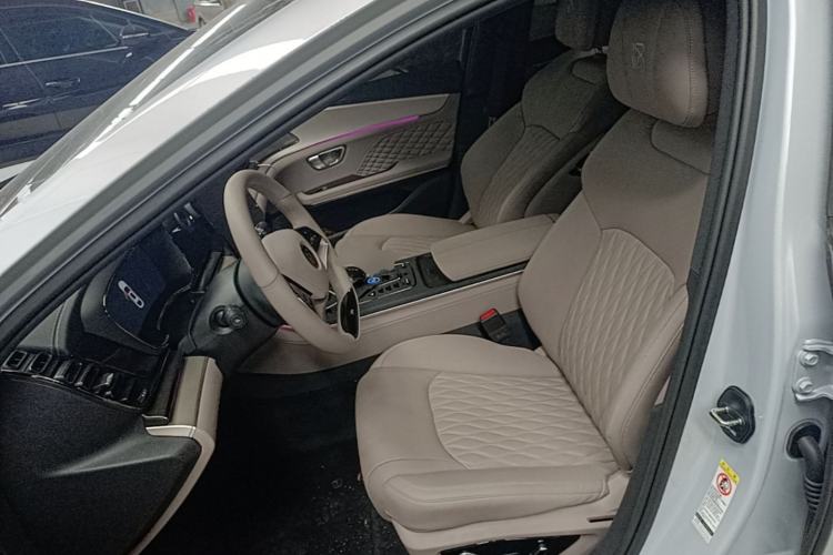 Used BYD Han 2024 EV Glory Edition 605KM Front-Wheel-Drive Premium Model Left Front Seat