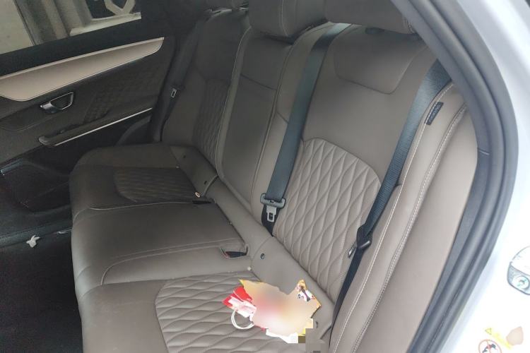 Used BYD Han 2024 DM-i Glory Edition 121KM Prestige Model Left Rear Seat