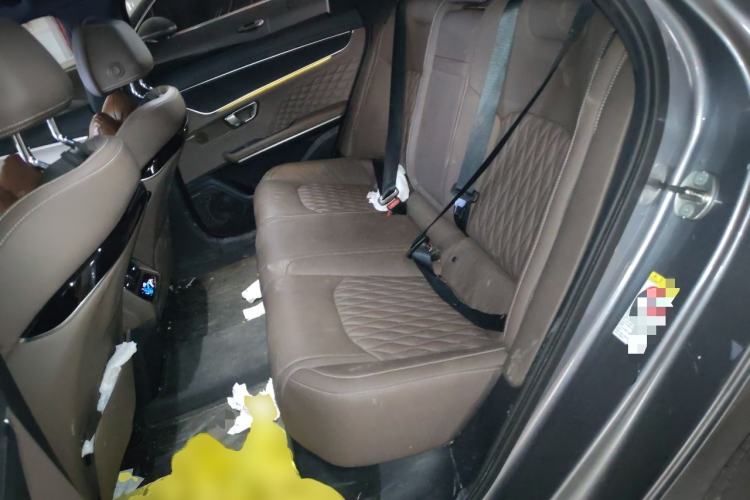 Used BYD Han 2024 EV Glory Edition 605KM Front-Wheel-Drive Premium Model Left Rear Seat