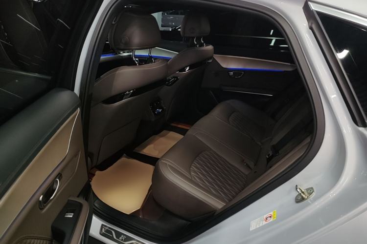 Used BYD Han 2024 DM-i Glory Edition 121KM Prestige Model Left Rear Seat