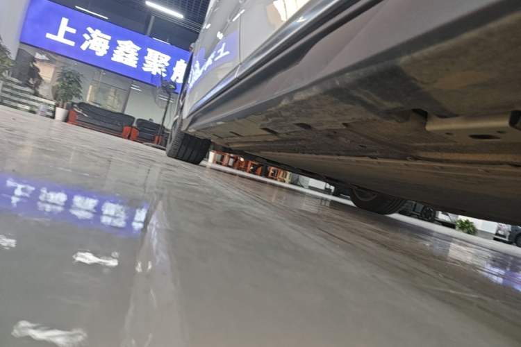 Used BYD Han 2024 EV Glory Edition 605KM Front-Wheel-Drive Premium Model Left Side Sill
