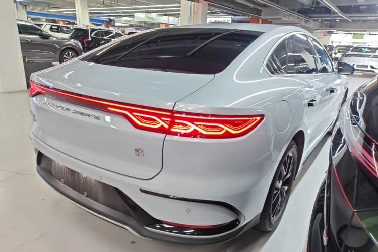 Used BYD Han 2024 DM-i Glory Edition 121KM Elite Model Rear Right 45 Deg