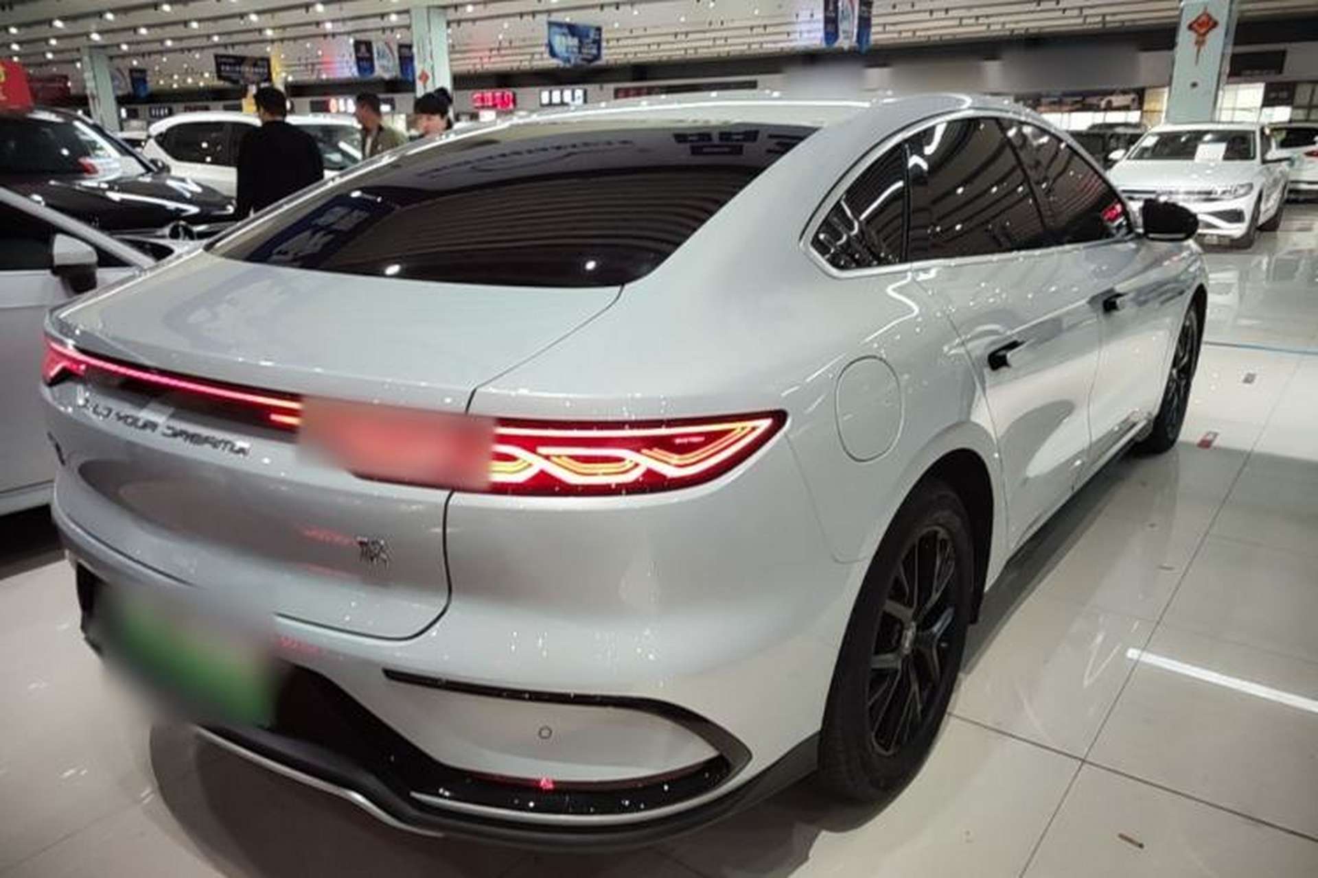 Used BYD Han 2024 DM-i Glory Edition 121KM Prestige Model Rear Right 45 Deg