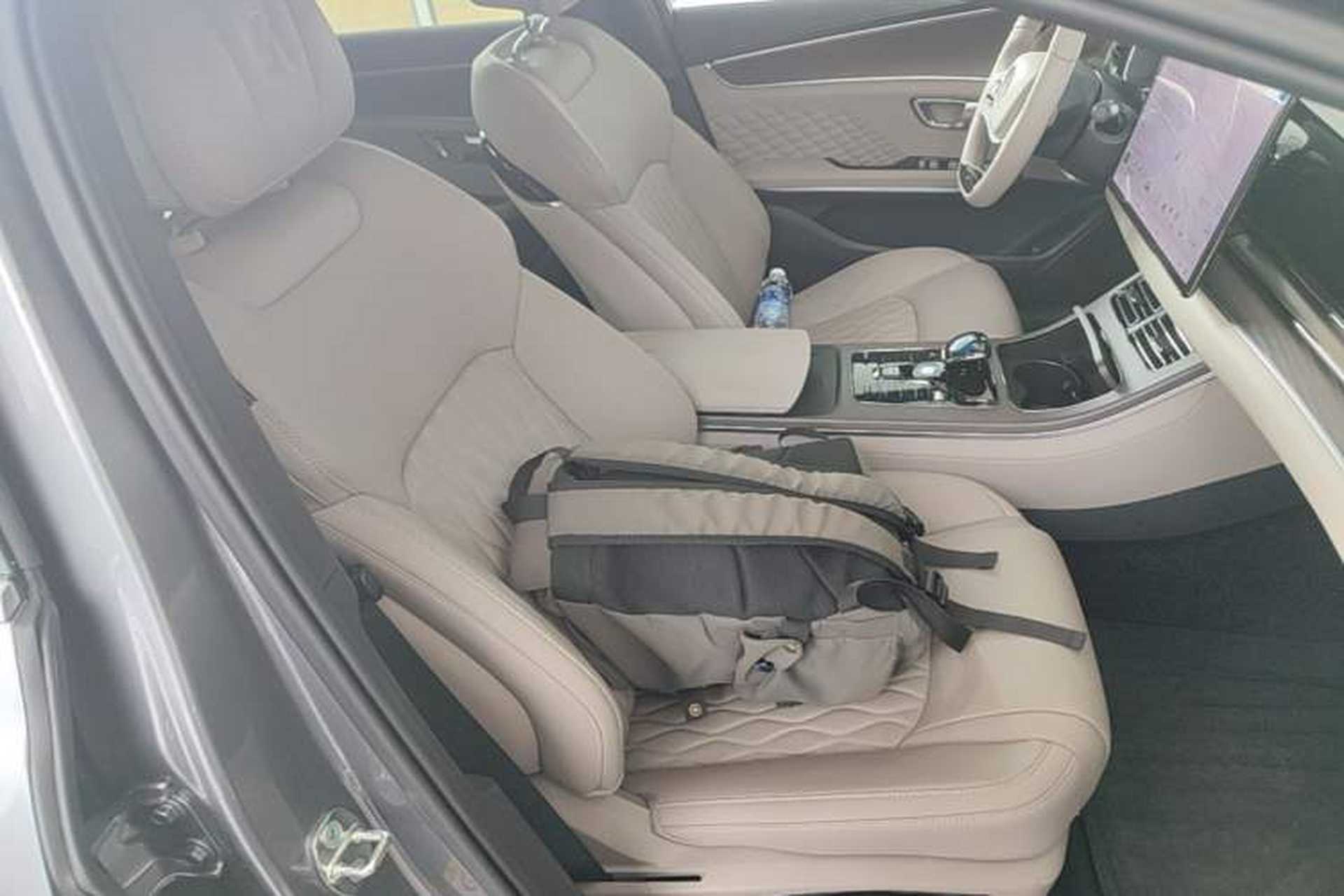 Used BYD Han 2024 DM-i Glory Edition 200KM Flagship Model Right Front Seat