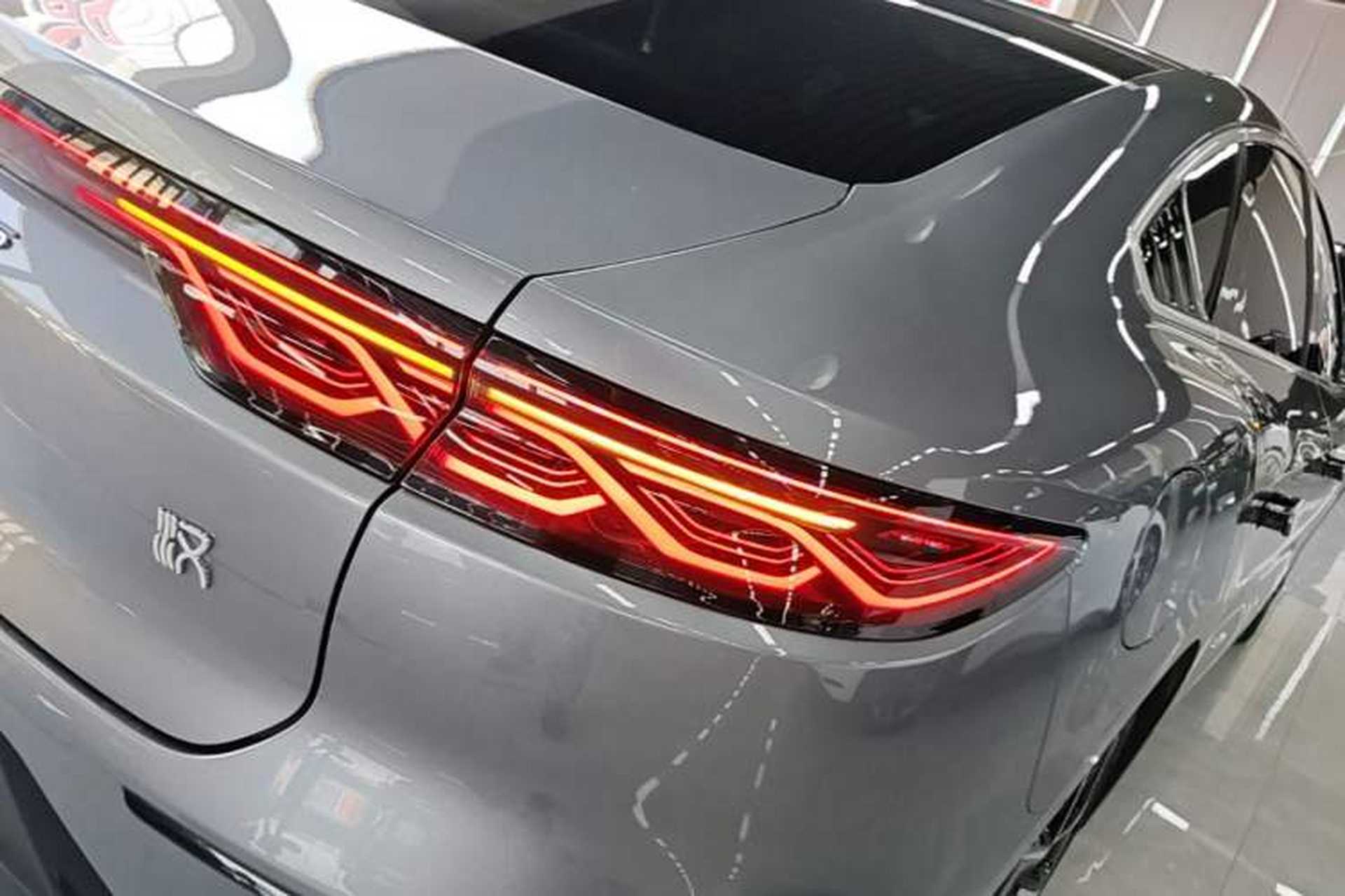 Used BYD Han 2024 EV Glory Edition 605KM Front-Wheel-Drive Premium Model Right Rear Taillight
