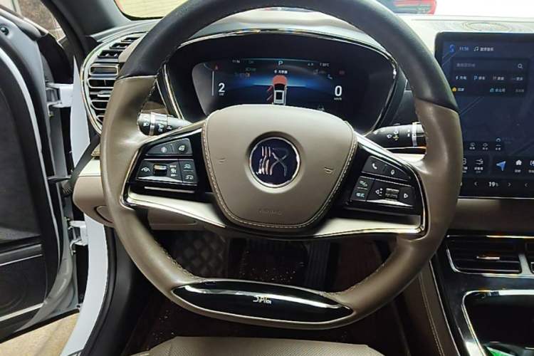 Used BYD Han 2024 EV Glory Edition 506KM Front-Wheel-Drive Premium Model Steering Wheel