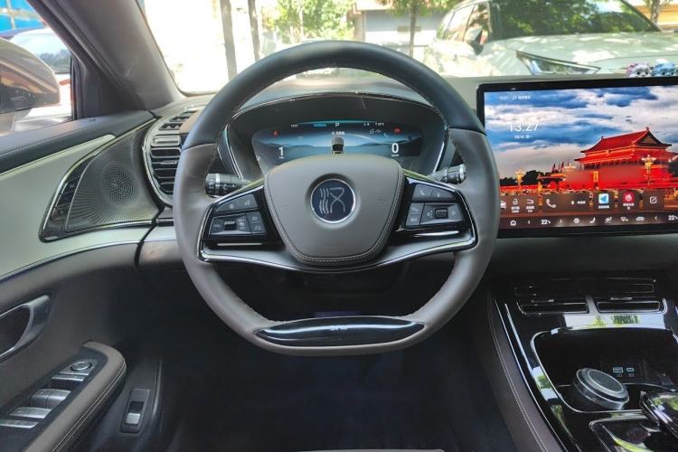 Used BYD Han 2024 DM-i Glory Edition 121KM Prestige Model Steering Wheel