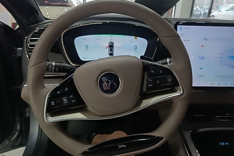 Used BYD Han 2024 EV Glory Edition 610 km All-Wheel Drive "Tian Shen Zhi Jia" Intelligent Driving Model Steering Wheel