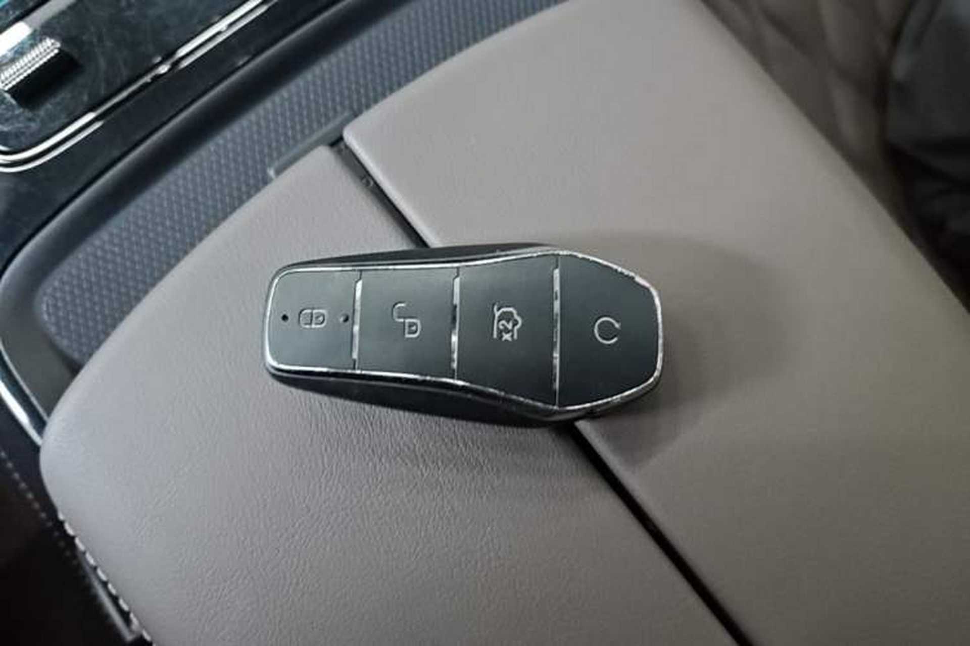 Used BYD Han 2024 EV Glory Edition 605KM Front-Wheel-Drive Premium Model Vehicle Key