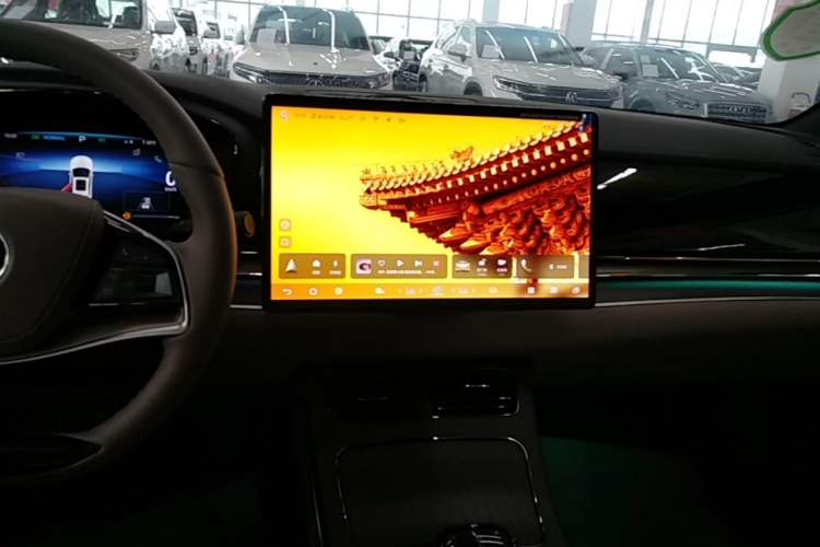 Used BYD Han 2024 DM-i Glory Edition 121KM Premium Model Audio And AC Panel