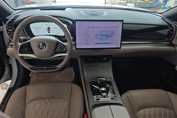 Used BYD Han 2024 DM-i Glory Edition 121KM Premium Model Center Console