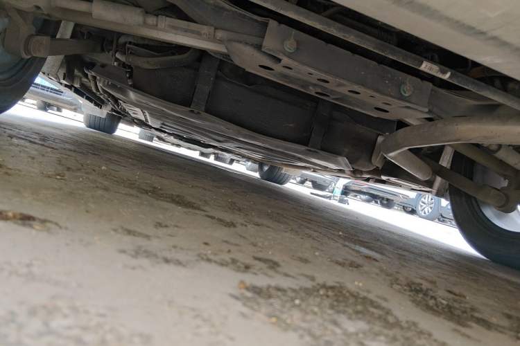 Used BYD Han 2024 DM-i Glory Edition 121KM Prestige Model Chassis Rear