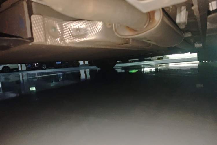 Used BYD Han 2024 DM-i Glory Edition 121KM Prestige Model Chassis Rear Right