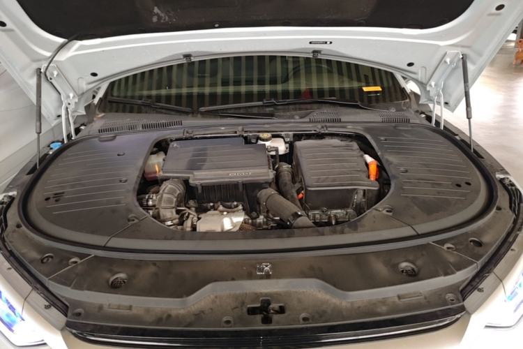 Used BYD Han 2024 DM-i Glory Edition 121KM Elite Model Engine Bay