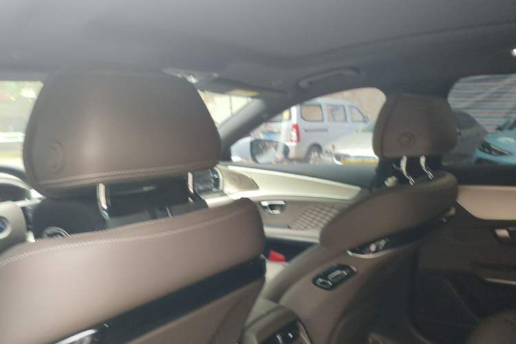Used BYD Han 2024 DM-i Glory Edition 121KM Prestige Model Headliner