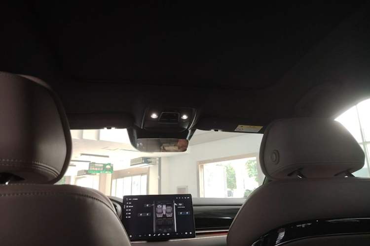 Used BYD Han 2024 DM-i Glory Edition 121KM Premium Model Headliner