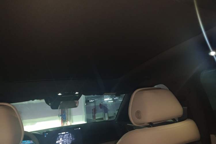 Used BYD Han 2024 DM-i Glory Edition 121KM Prestige Model Headliner