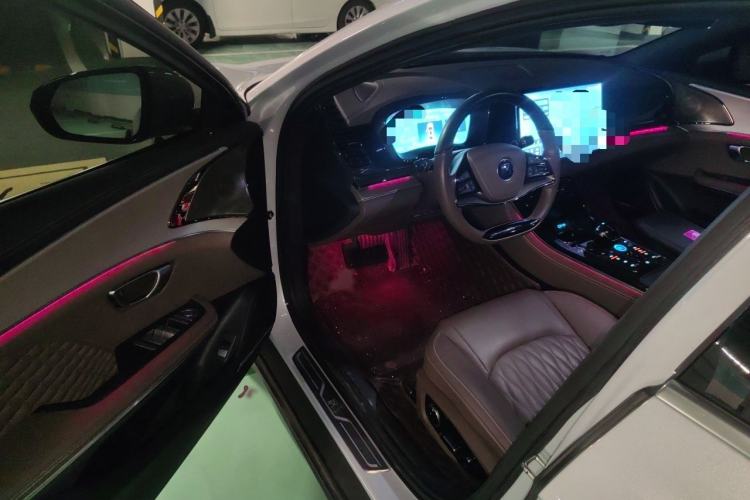 Used BYD Han 2024 EV Glory Edition 506KM Front-Wheel-Drive Premium Model Interior 3