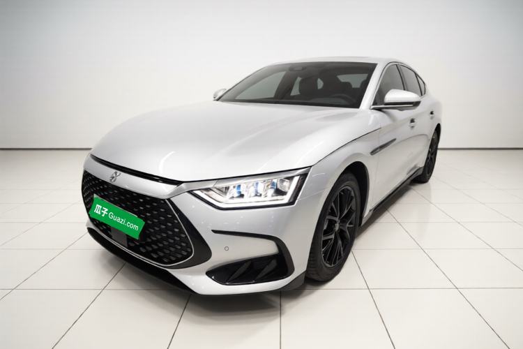 BYD Han 2024 DM-i Glory Edition 121KM Prestige Model - Premium