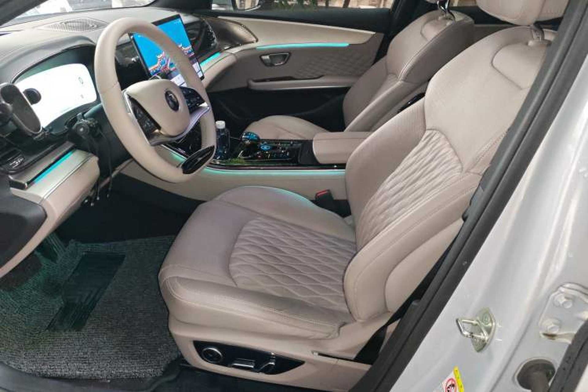 Used BYD Han 2024 EV Glory Edition 605KM Front-Wheel-Drive Premium Model Left Front Seat