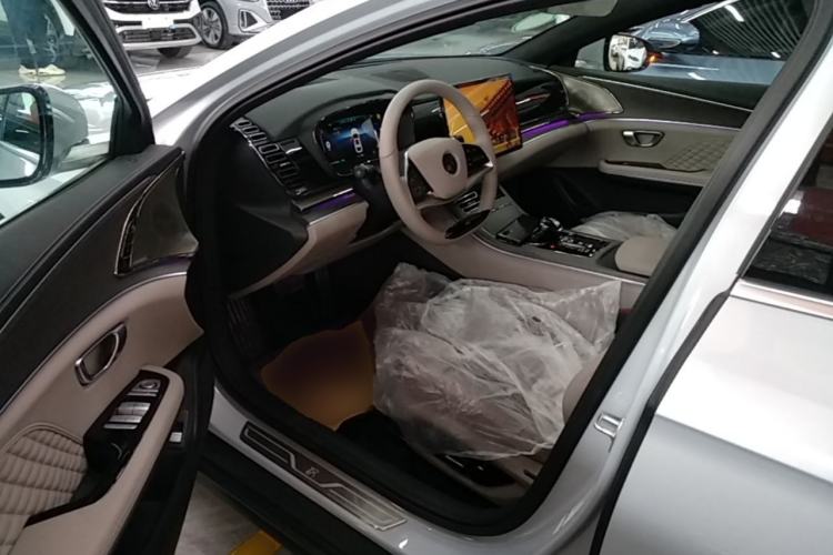 Used BYD Han 2024 DM-i Glory Edition 121KM Premium Model Left Front Seat