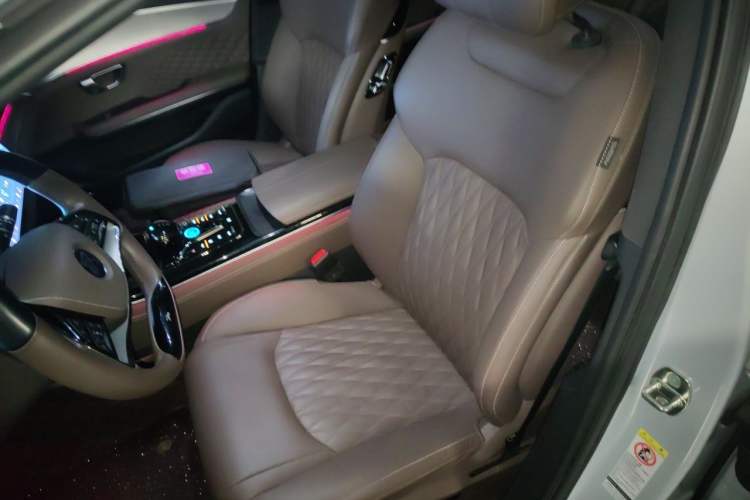 Used BYD Han 2024 EV Glory Edition 506KM Front-Wheel-Drive Premium Model Left Front Seat