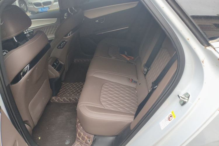 Used BYD Han 2024 DM-i Glory Edition 121KM Prestige Model Left Rear Seat