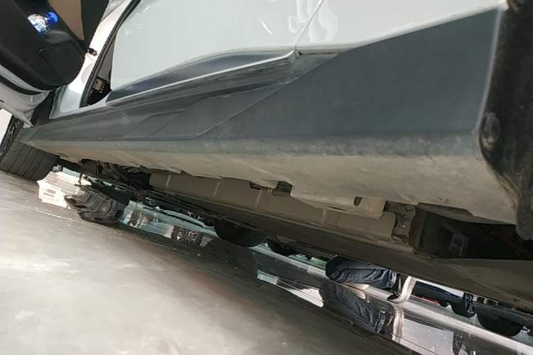 Used BYD Han 2024 DM-i Glory Edition 121KM Premium Model Left Side Sill