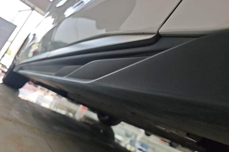 Used BYD Han 2024 DM-i Glory Edition 121KM Premium Model Left Side Sill