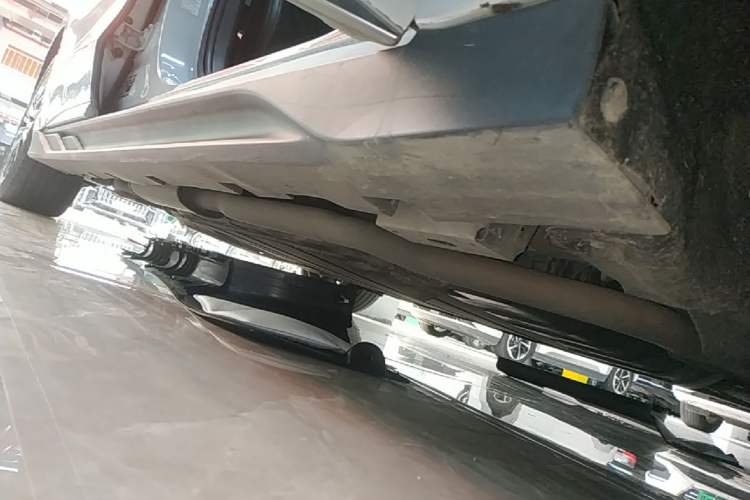 Used BYD Han 2024 DM-i Glory Edition 121KM Premium Model Right Side Sill