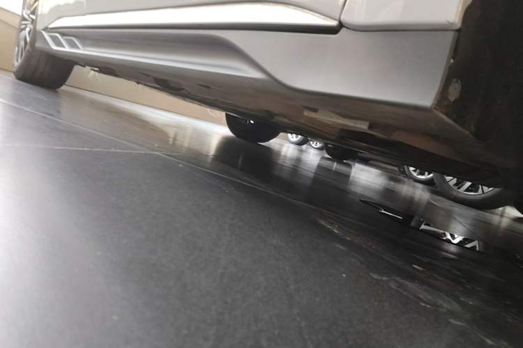 Used BYD Han 2024 DM-i Glory Edition 121KM Premium Model Right Side Sill