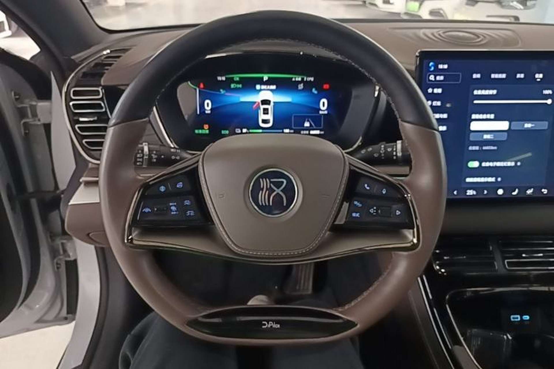 Used BYD Han 2024 EV Glory Edition 506KM Front-Wheel-Drive Premium Model Steering Wheel