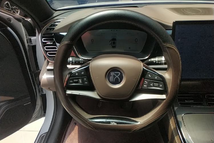 Used BYD Han 2024 DM-i Glory Edition 121KM Premium Model Steering Wheel