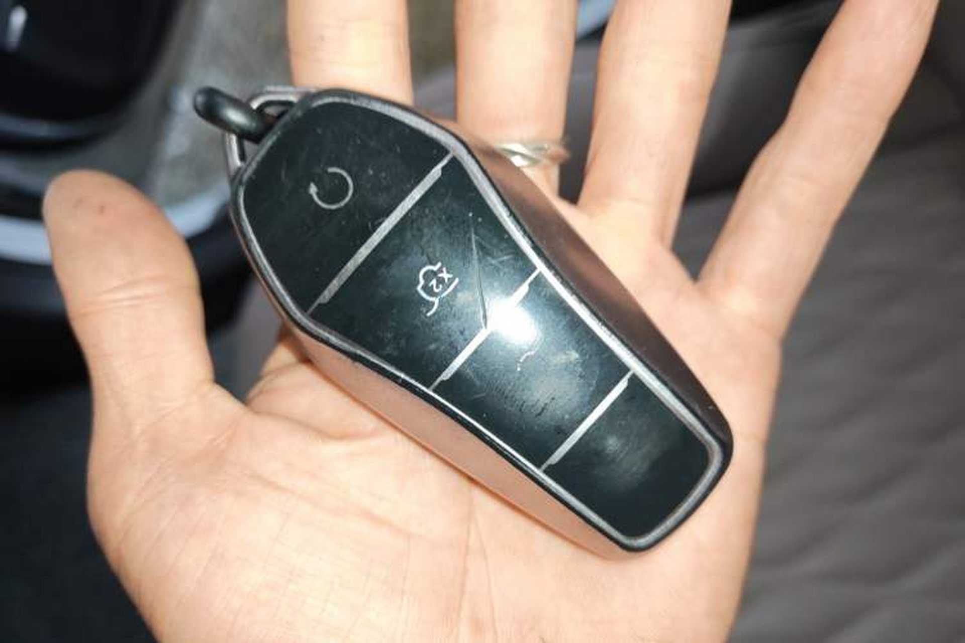 Used BYD Han 2024 EV Glory Edition 605KM Front-Wheel-Drive Premium Model Vehicle Key
