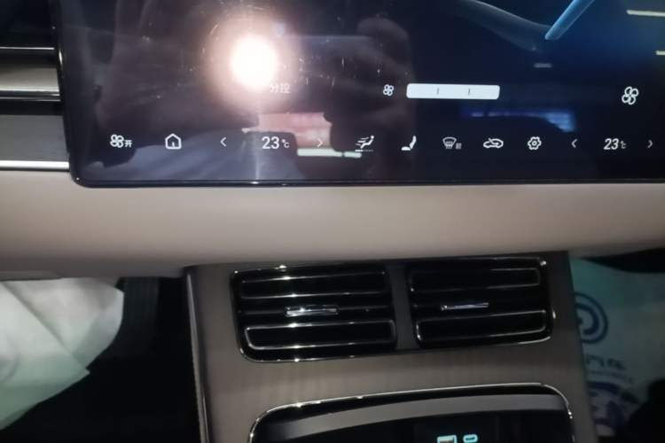 Used BYD Han 2025 DM-i Intelligent Driving Edition 125KM LiDAR Flagship Model Audio And AC Panel