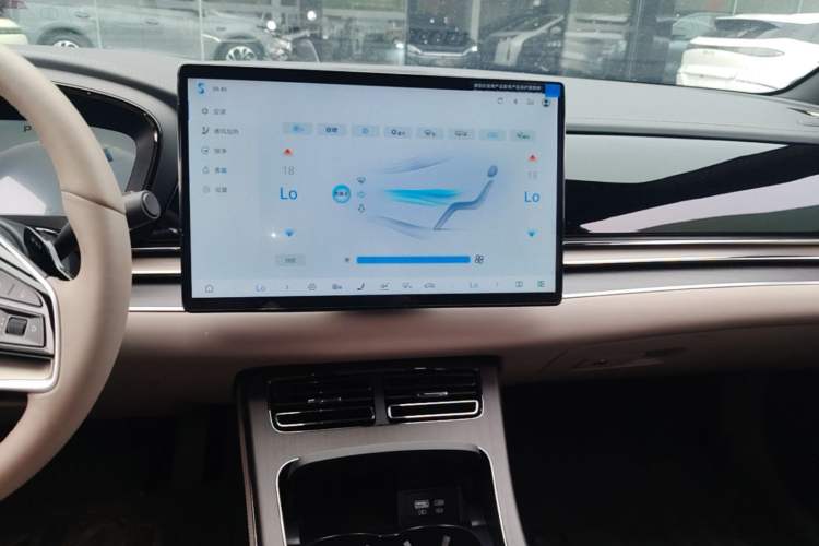 Used BYD Han 2025 DM-i Intelligent Driving Edition 125KM LiDAR Flagship Model Audio And AC Panel