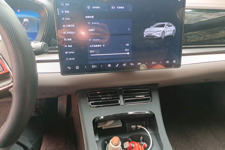Used BYD Han 2025 DM-i 125KM Prestige Model Audio And AC Panel