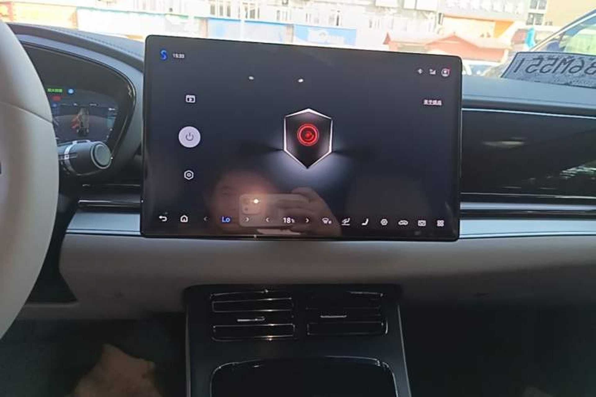 Used BYD Han 2025 EV Intelligent Driving Version 701KM Prestige Model Audio And AC Panel