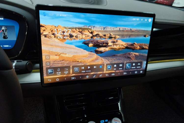 Used BYD Han 2025 EV Intelligent Driving Edition 605KM Prestige Model Audio And AC Panel