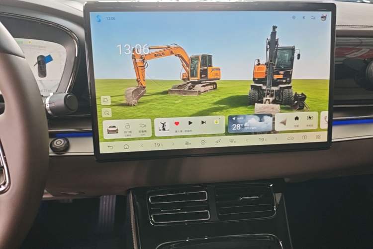 Used BYD Han 2025 EV Intelligent Driving Edition 605KM Prestige Model Audio And AC Panel