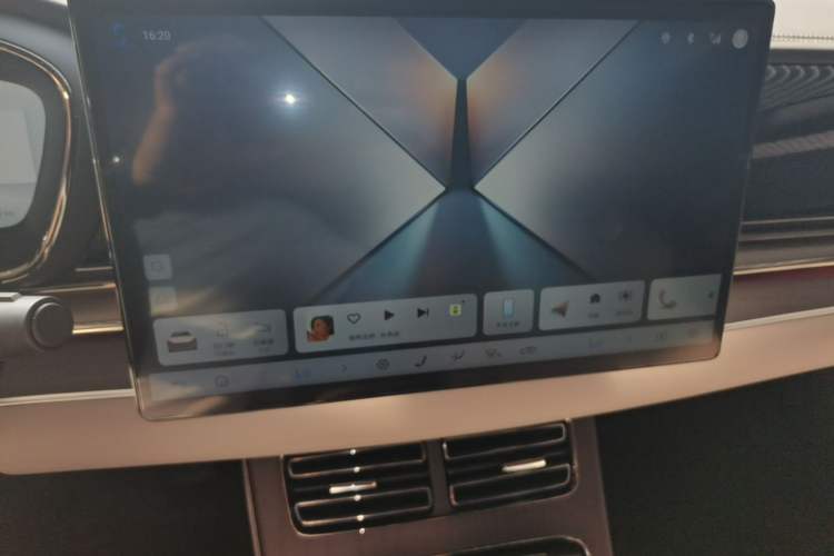 Used BYD Han 2025 DM-i 125KM LiDAR-Powered Intelligent Driving Model Audio And AC Panel