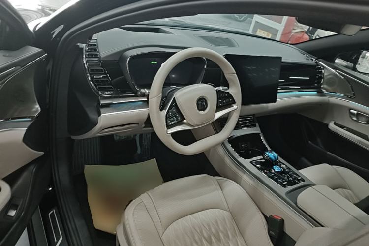 Used BYD Han 2025 DM-i Intelligent Driving Edition 125KM LiDAR Flagship Model Center Console